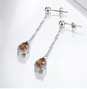 Changement de couleur Pierre S925 Boucles d'oreilles pour femmes Turques créées Diaspore Poire Cut Cadeaux d'anniversaire