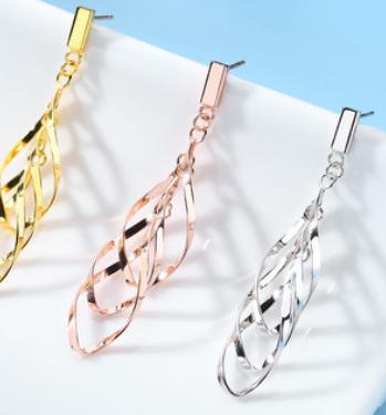 Boucles d'oreilles pour femmes en argent sterling plaqué or au design unique 925