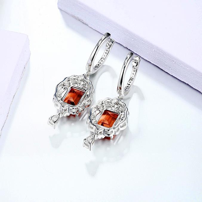 Boucles d'oreilles élégantes et élégantes en argent sterling 925 plaqué or pour femme