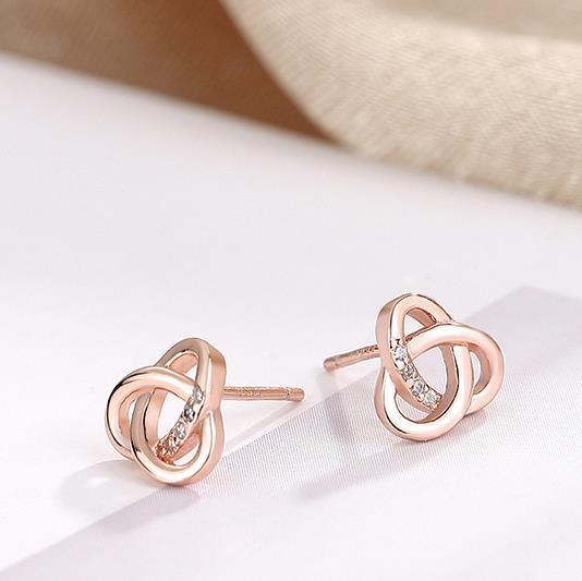 Boucles d'oreilles mignonnes pour femmes plaquées en argent sterling 925