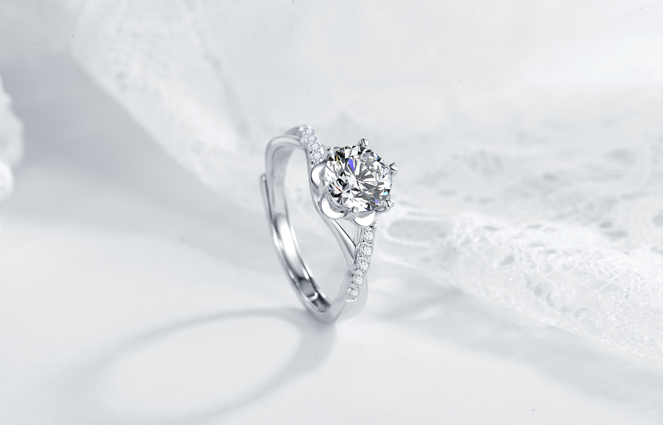 Vente en gros de bagues de mariage de haute qualité en argent 925 Moissanite Diamond Jewelry