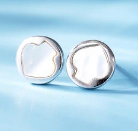 Petites boucles d'oreilles mignonnes en argent sterling 925 plaqué or pêche blanche