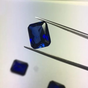  Radiant Cut Blue Sapphire 3ex Gemstone de haute qualité