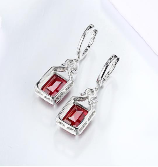 Boucles d'oreilles en argent Sterling véritable rubis rouge femmes Style charmant créé rubis octogone coupe bijoux de mariage cadeaux