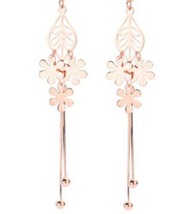 Boucles d'oreilles à la mode plaquées en argent sterling 925 de belles fleurs