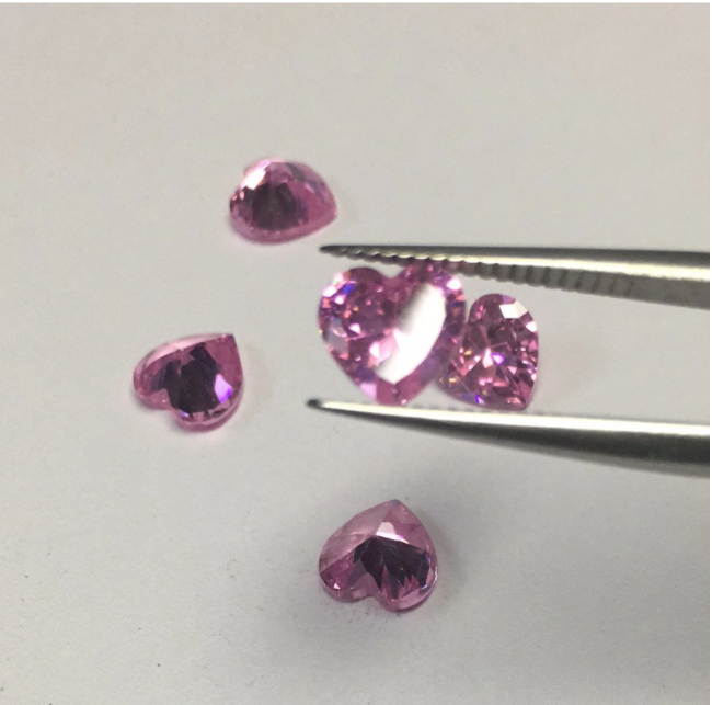 5.5mm Rose VVS Coeur Coupe Moissanite Haute Qualité Prix Usine Moissanite Synthétique