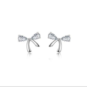 Boucles d'oreilles mignonnes pour femmes plaquées en argent sterling 925 Slender Bow