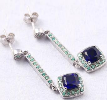 Boucles d'oreilles en moissanite plaquées en argent sterling 925 avec gemme bleue