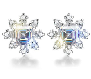 Boucles d'oreilles mignonnes en forme de flocon de neige Boucles d'oreilles en or plaqué argent sterling 925