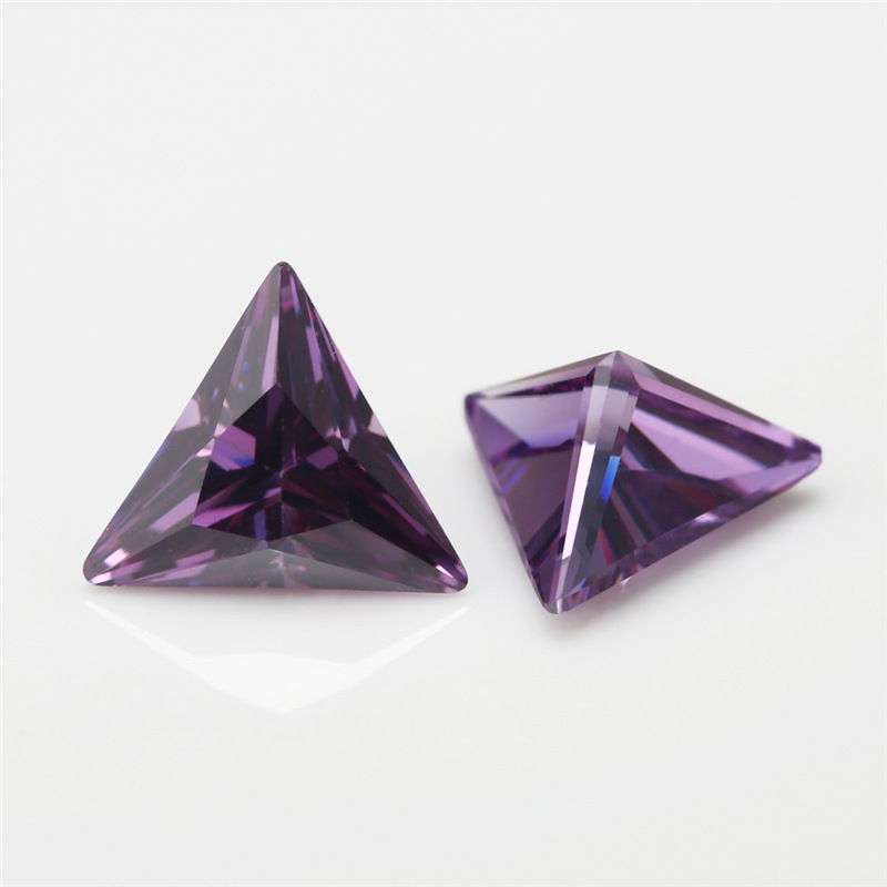 5A Purple Fabrication Triangle Zircone cubique de gros pour les bijoux