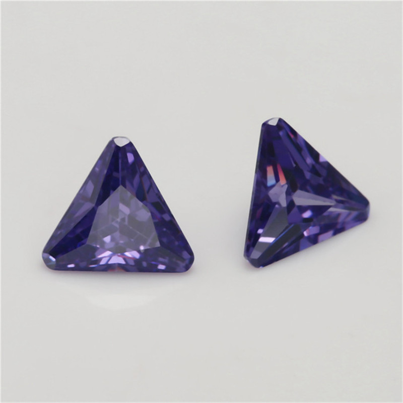 5A pourpre brillant de la fabrication de gros de zircons cubiques Triangle pour les bijoux