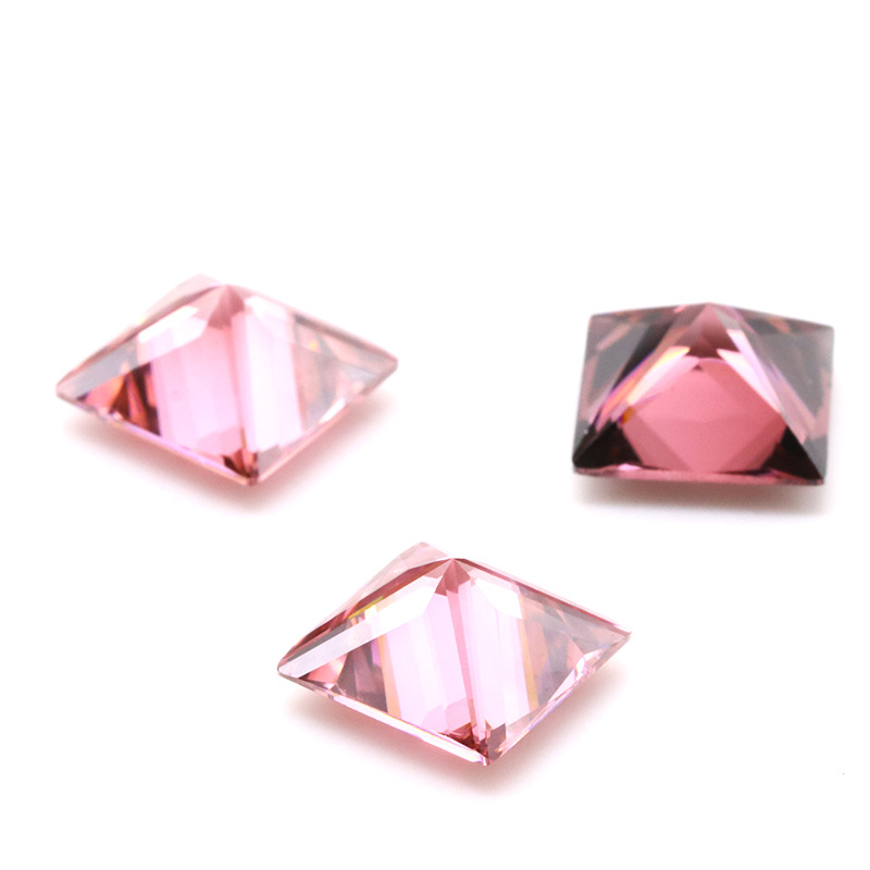 Vente en gros d'usine 3EX Light Carmine VVS Princess Cubic Zirconia