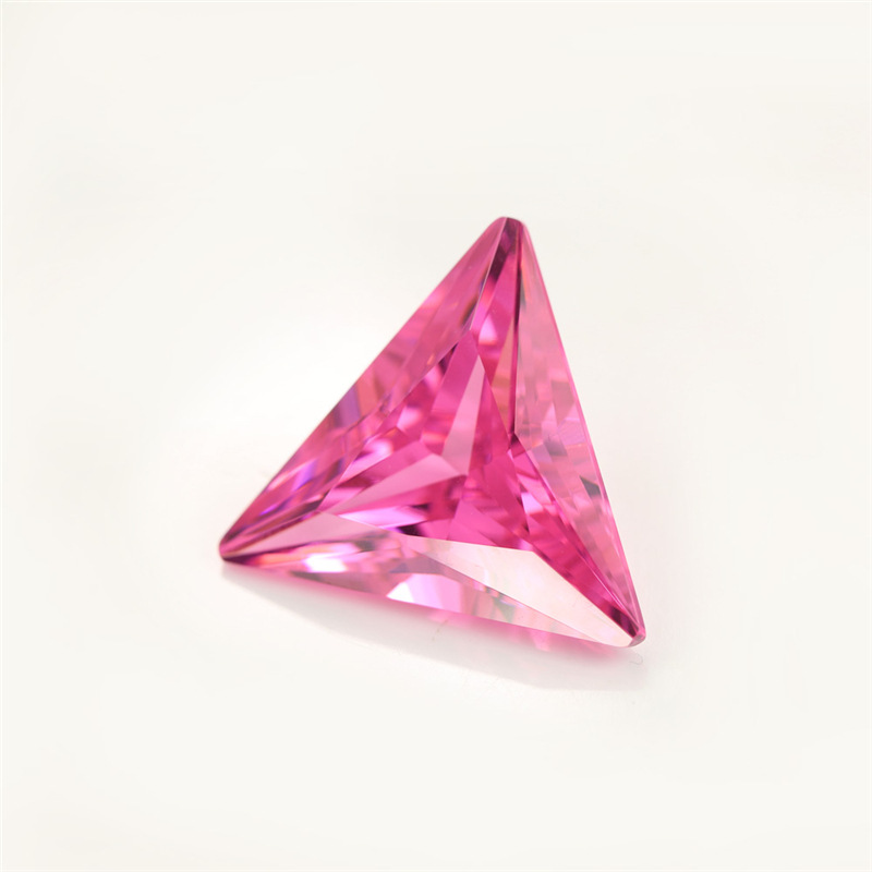 5A Zircone Cubique Triangle Rose Vif pour Bijoux