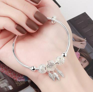 Alliage plaqué argent 999 niche en argent personnalisé Bracelet de villa de vent froid Bracelet en argent en gros