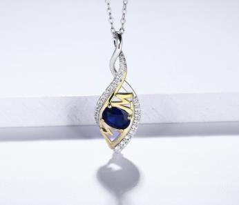 Collier avec pendentif en saphir bleu pour femme Bijoux en argent sterling 925 Bijoux de mode raffinés Cadeaux