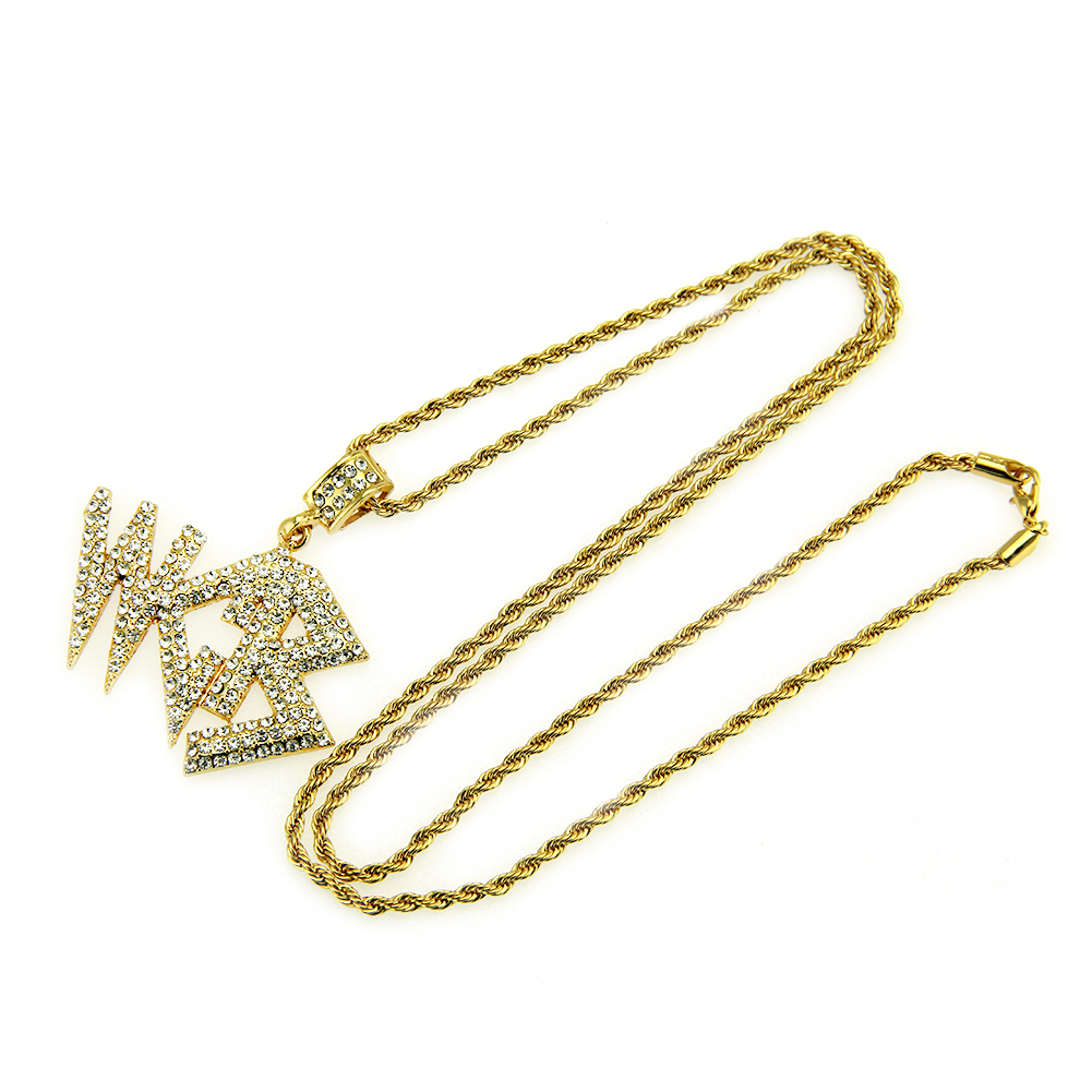 Collier Niche Pendentif Cristal Recouvert d'Or