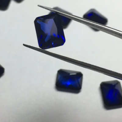  Radiant Cut Blue Sapphire 3ex Gemstone de haute qualité