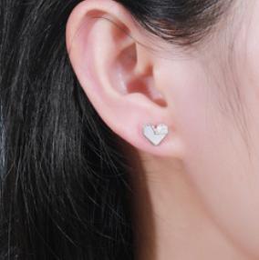 Boucles d'oreilles Love en argent sterling plaqué or au design exclusif 925