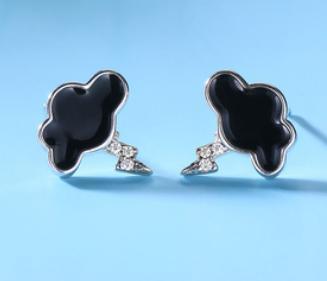 Boucles d'oreilles petits nuages ​​noirs plaqués or en argent sterling 925 Weather Series