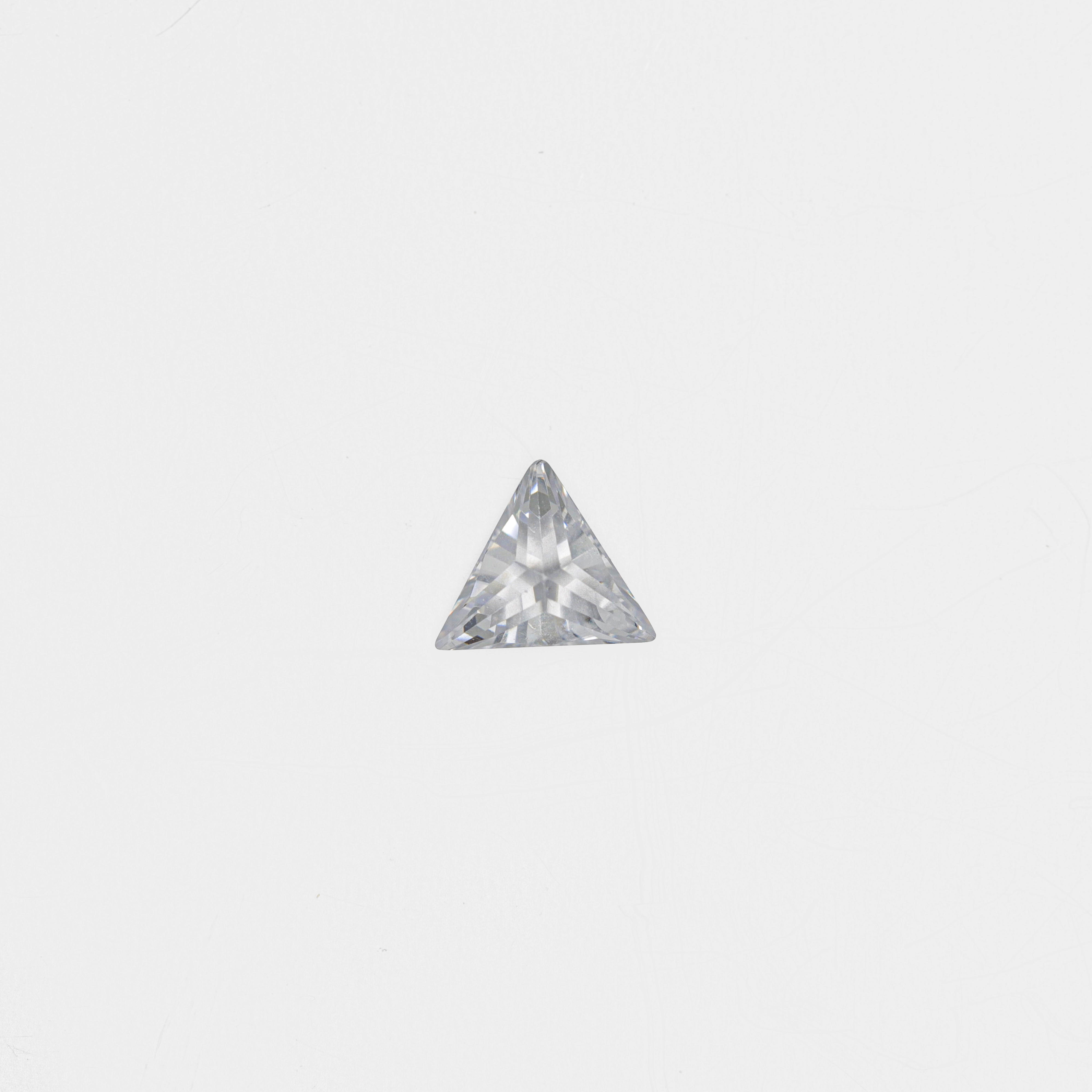 Triangle White Factory Prix de gros de haute qualité Cubic Zirconia