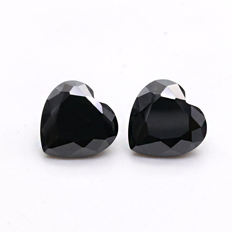 Zircone cubique en forme de coeur noir 3EX de haute qualité 3A