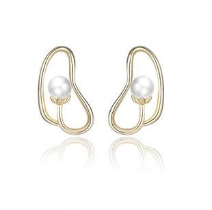 Boucles d'oreilles en forme spéciale Boucles d'oreilles en perles pour femmes plaquées en argent sterling 925