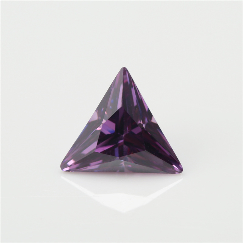 5A Purple Fabrication Triangle Zircone cubique de gros pour les bijoux